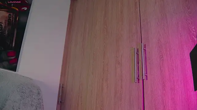 aidaadams online show from October 3, 10:56 am