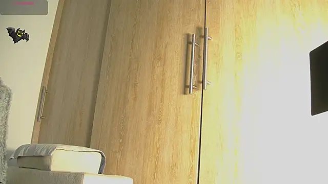 aidaadams online show from October 28, 11:47 am