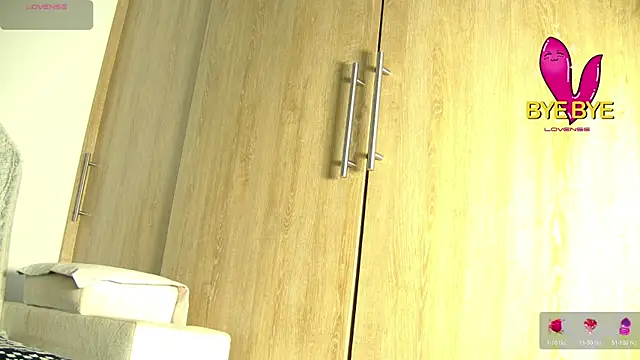 aidaadams online show from November 15, 12:13 pm