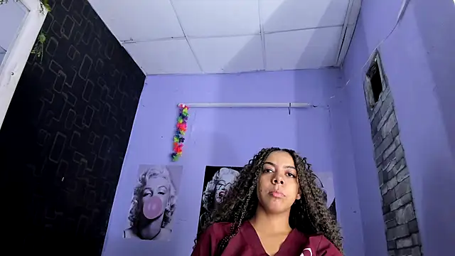 Alika01 online show from January 19, 1:33 pm