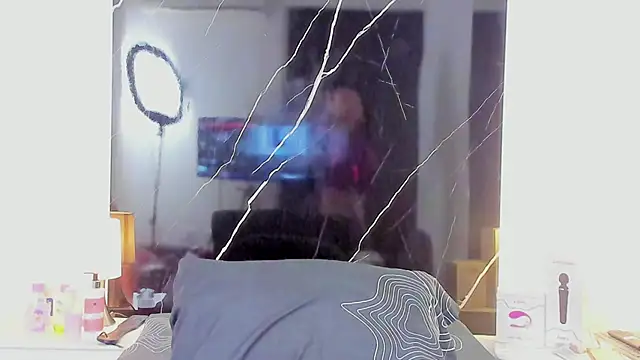 Snapshot of BellaaStarlix chatting on March 27, 8:08 pm BellaaStarlix online show from March 27, 8:08 pm