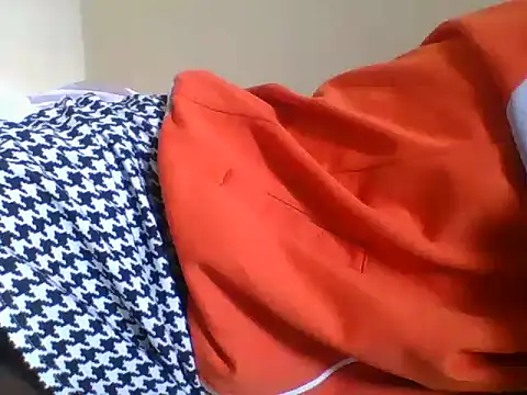 Snapshot of Melaningodes chatting on June 15, 9:22 am Melaningodes online show from June 15, 9:22 am
