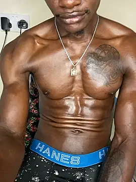 Snapshot of mgmonako chatting on March 22, 10:49 am mgmonako online show from March 22, 10:49 am