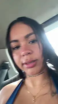 IsabelaVanegas  online show from November 28, 4:53 pm