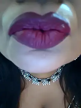 YR-SHIVANI online show from February 3, 7:13 am