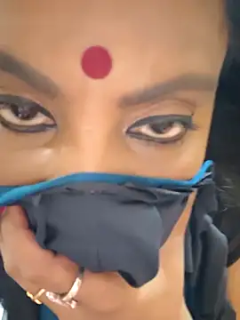 Snapshot of YR-SHIVANI chatting on April 24, 6:38 am YR-SHIVANI online show from April 24, 6:38 am