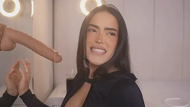 Snapshot of Abby-me chatting on October 30, 12:50 pm Abby-me online show from October 30, 12:50 pm