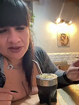 Sensualmente333 online show from July 27, 12:56 pm
