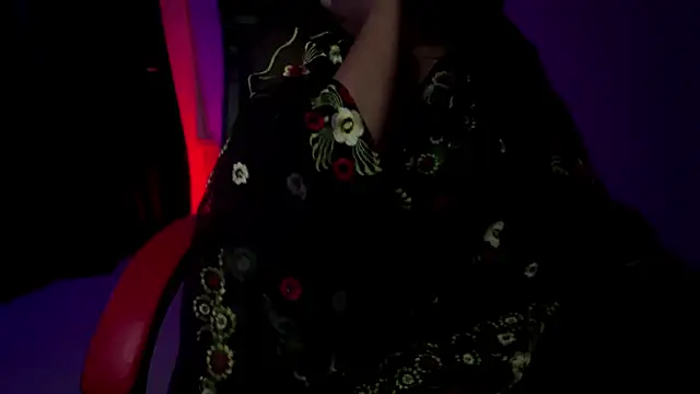 tigress kashish online show from December 14, 10:07 pm