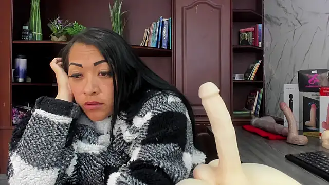 Snapshot of MelissaaCortes chatting on February 19, 9:28 am MelissaaCortes online show from February 19, 9:28 am