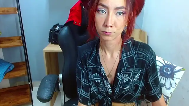 Erika Stevens online show from December 27, 10:48 pm