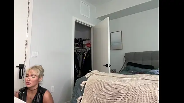 ElenaErickson online show from December 22, 7:44 pm