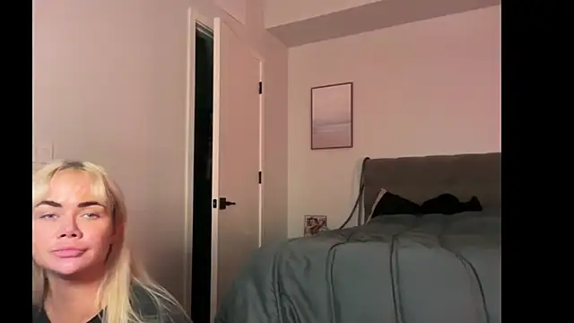 ElenaErickson online show from January 7, 4:48 am