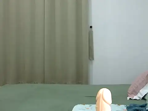 Snapshot of lisa_831 chatting on January 26, 10:45 am lisa 831 online show from January 26, 10:45 am