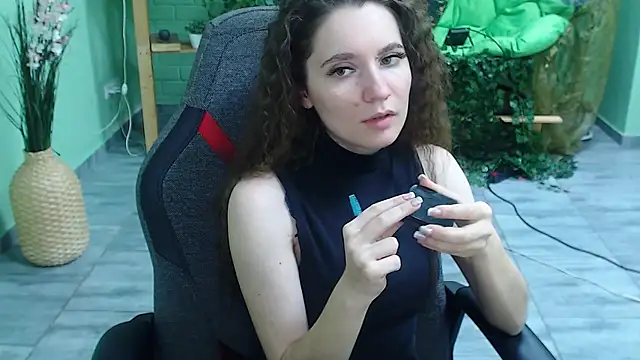 Miss Barbara  online show from February 5, 1:15 am