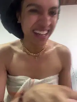 valentinabaez online show from March 5, 1:39 pm