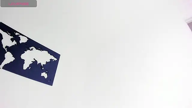 Snapshot of CurvyViolet chatting on December 10, 6:06 pm CurvyViolet online show from December 10, 6:06 pm