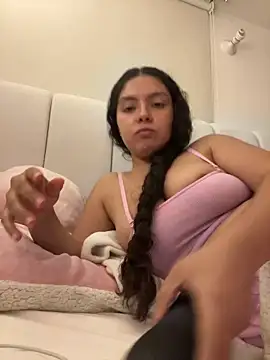 Snapshot of Nathcurly_ chatting on October 7, 2:20 am Nathcurly online show from October 7, 2:20 am