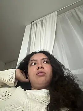 Snapshot of Nathcurly_ chatting on February 26, 5:06 am Nathcurly online show from February 26, 5:06 am