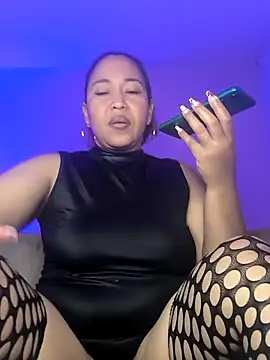 Snapshot of debboraWagner chatting on October 18, 1:23 pm debboraWagner online show from October 18, 1:23 pm