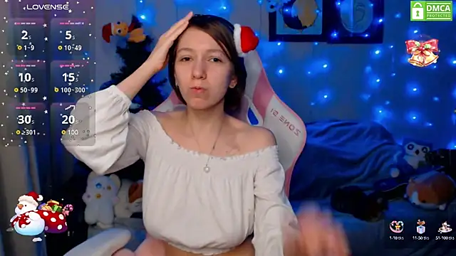 Snapshot of LeahGottty chatting on December 20, 2:49 pm LeahGottty online show from December 20, 2:49 pm