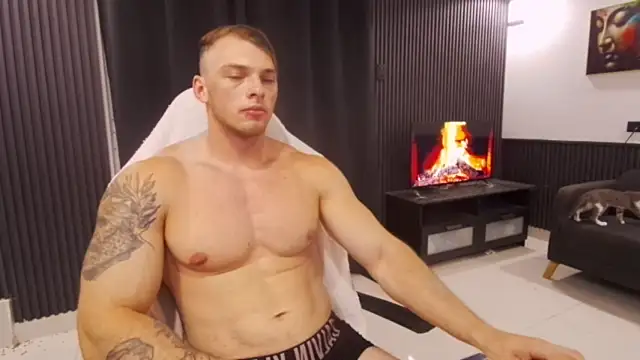 YourHotGreg online show from June 27, 11:43 pm