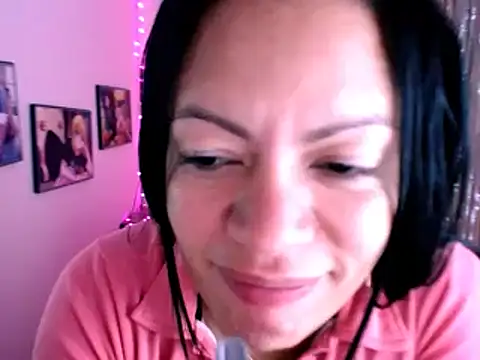 Cristal w online show from December 18, 3:33 pm