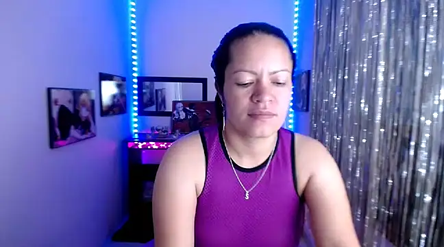 Cristal w online show from March 14, 3:25 pm