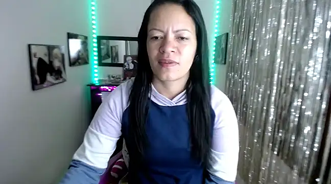 Cristal w online show from March 19, 12:23 pm