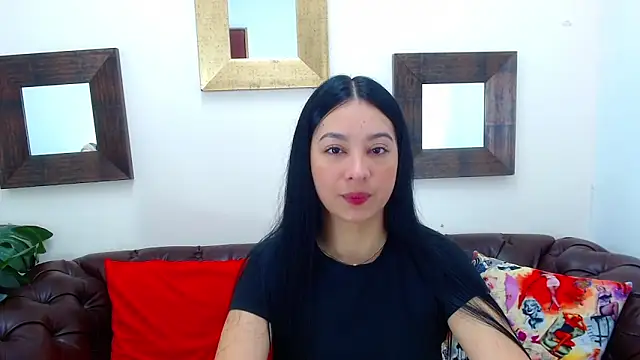Lila Pinky online show from February 28, 2:09 pm