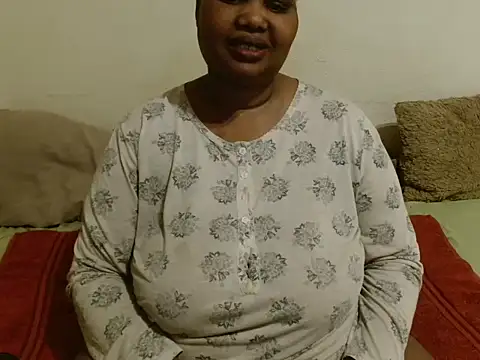 Snapshot of ThickSexyMelons chatting on September 28, 7:41 pm ThickSexyMelons online show from September 28, 7:41 pm