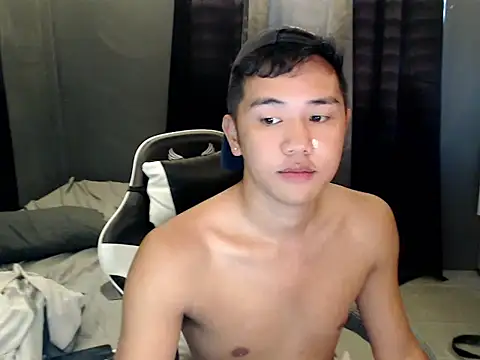 xgregor07 online show from September 24, 8:39 am