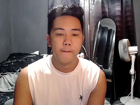 xgregor07 online show from May 25, 9:26 am