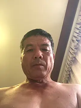 Snapshot of Beijing2000 chatting on October 13, 12:32 am Beijing2000 online show from October 13, 12:32 am