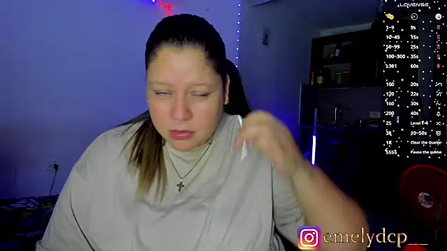 Snapshot of mariana_maze chatting on May 5, 8:00 am mariana maze online show from May 5, 8:00 am