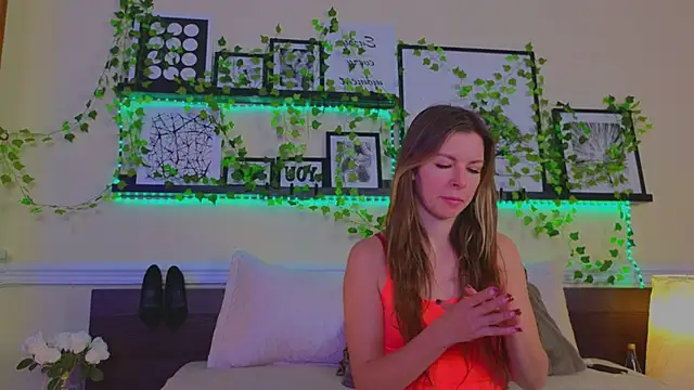 Real Tini online show from February 8, 1:11 pm