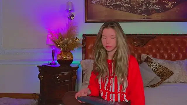 Real Tini online show from November 14, 6:01 am