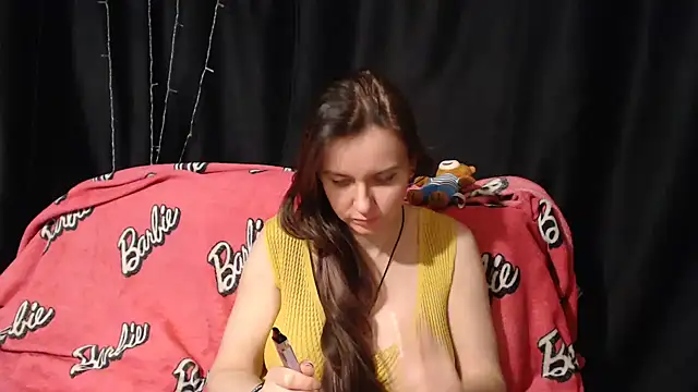Snapshot of Milana69 chatting on February 13, 6:15 pm Milana69 online show from February 13, 6:15 pm