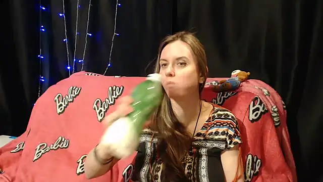 Snapshot of Milana69 chatting on April 15, 3:30 pm Milana69 online show from April 15, 3:30 pm