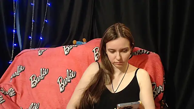 Snapshot of Milana69 chatting on June 15, 2:30 pm Milana69 online show from June 15, 2:30 pm
