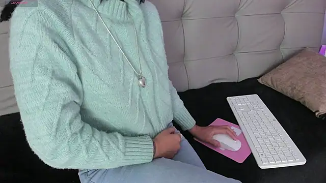 were-Naughty online show from January 7, 4:27 pm