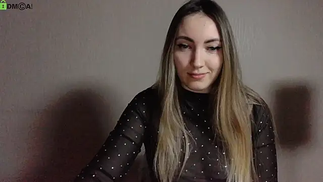 Snapshot of cute__angell chatting on December 6, 3:44 pm cute angell online show from December 6, 3:44 pm