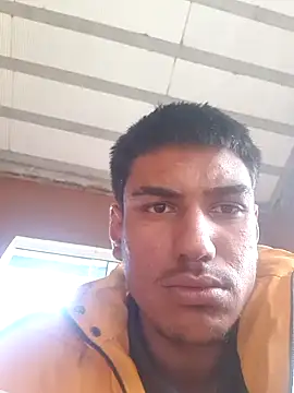 fernandes v online show from December 31, 7:51 pm