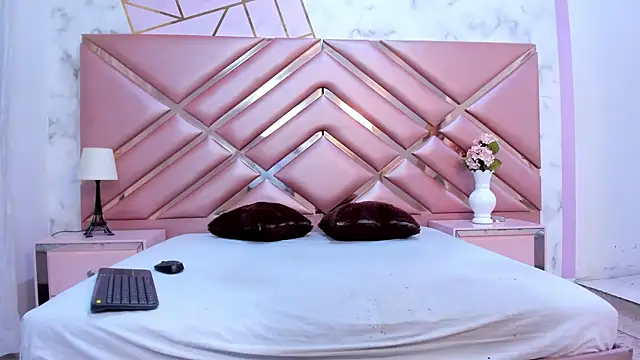 VenusDanielss online show from February 19, 7:16 pm