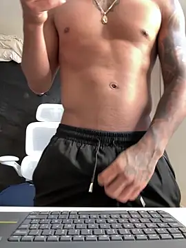 sendfer online show from September 11, 8:09 pm