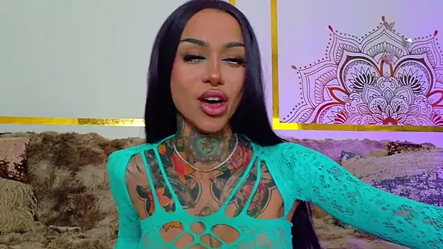 Snapshot of PandoraVolkov chatting on November 23, 9:58 pm PandoraVolkov online show from November 23, 9:58 pm