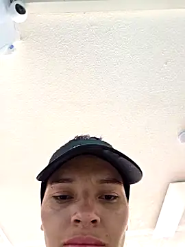 Snapshot of _shantal_smith chatting on October 5, 4:49 pm shantal smith online show from October 5, 4:49 pm