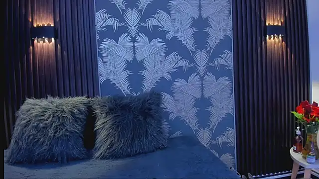 Snapshot of _shantal_smith chatting on October 15, 5:13 pm shantal smith online show from October 15, 5:13 pm