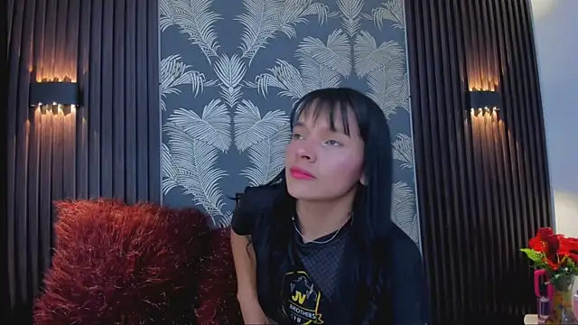 Snapshot of _shantal_smith chatting on October 30, 4:30 pm shantal smith online show from October 30, 4:30 pm