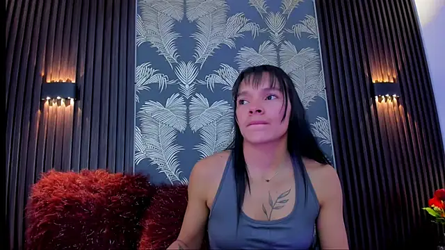 Snapshot of _shantal_smith chatting on November 5, 5:02 pm shantal smith online show from November 5, 5:02 pm